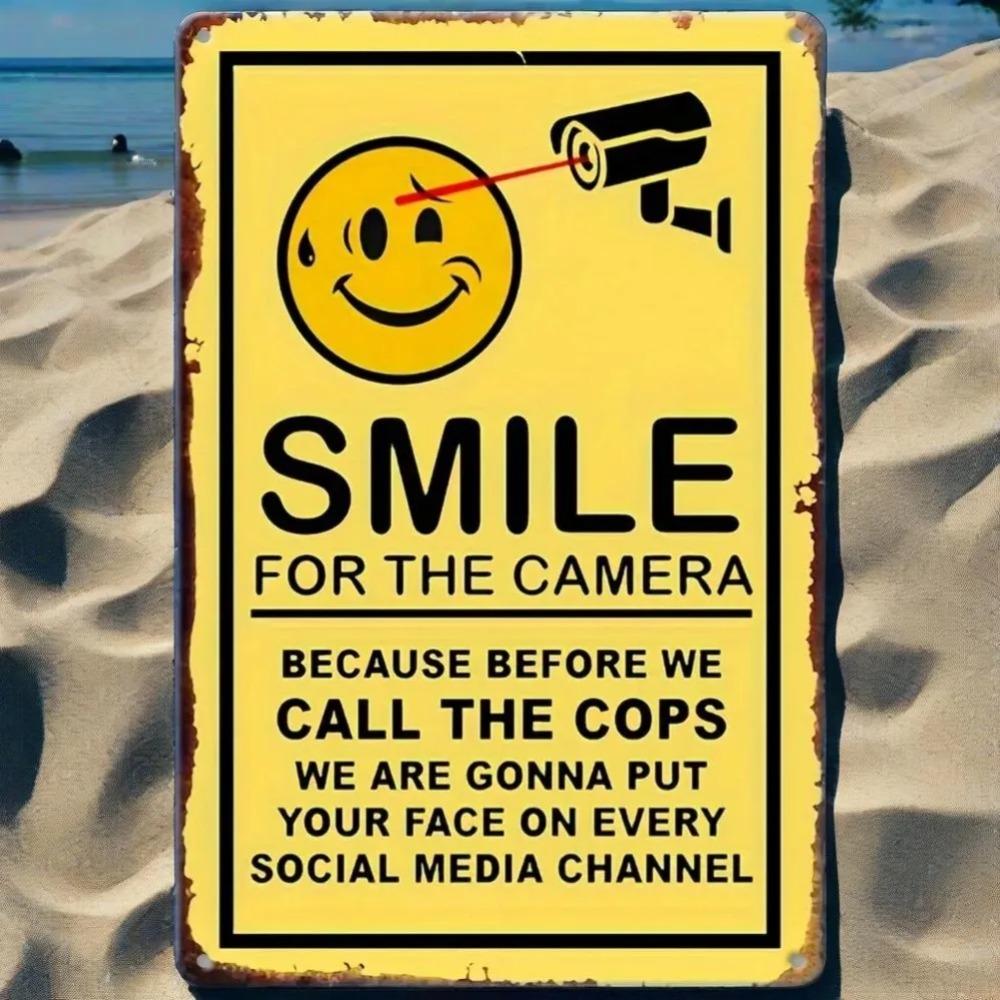 French "Smile, You're On Camera" Metal Security Sign – Wall-Mounted Surveillance Warning Hanging Decor