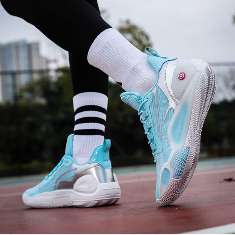 Summer Men's Sneakers Mesh Breathable Basketball Sneakers Sports Students Ultra-light Shock-absorbing Running Shoes