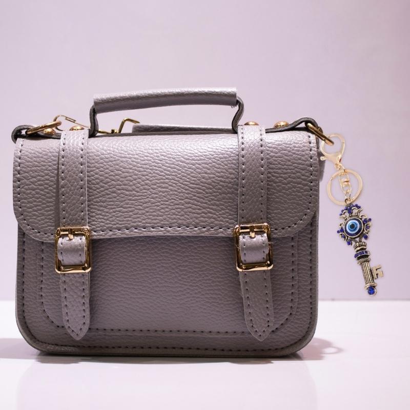 Skyddande symbol nyckelring modeaccessoar för nycklar väskor presenter