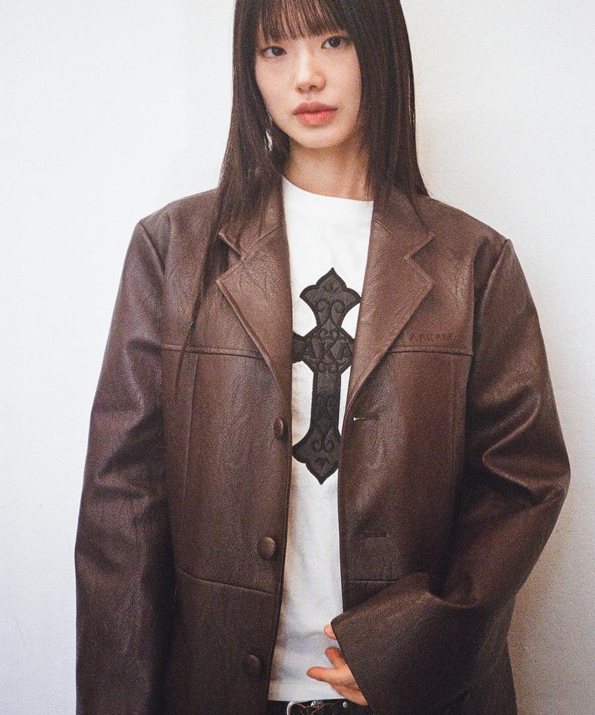Aakam 3-Button Leather Blazer (Brown)