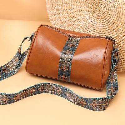 Exquisite braune Umhängetasche aus Leder mit Stickerei, einzigartiger Riemen, Umhängetasche im Bohemian-Stil für Frauen, Ethno-Design