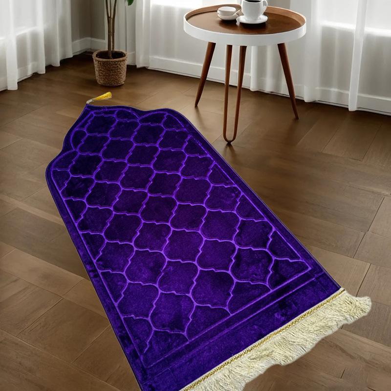 Soft Prayer Mat Thick Sponge Easy To Carry with Tassel Embossed Prayer Mat for Multiple Scenes