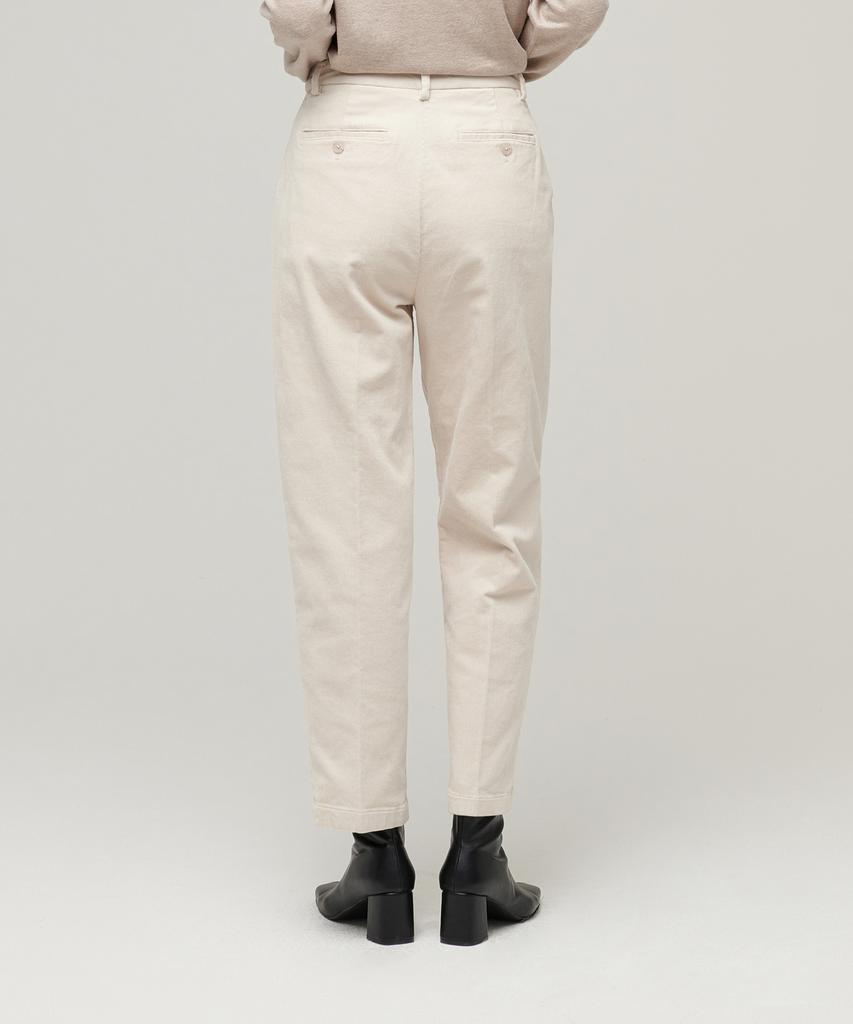 MUSINSA STANDARD WOMAN Women'S Tapered Corduroy Pants [Cream]