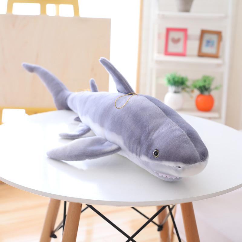 

Плюшевая игрушка акула милая длинная спящая подушка-плед симуляция белой акулы детская тряпичная кукла подарок на день рождения 60cm（0.22kg）