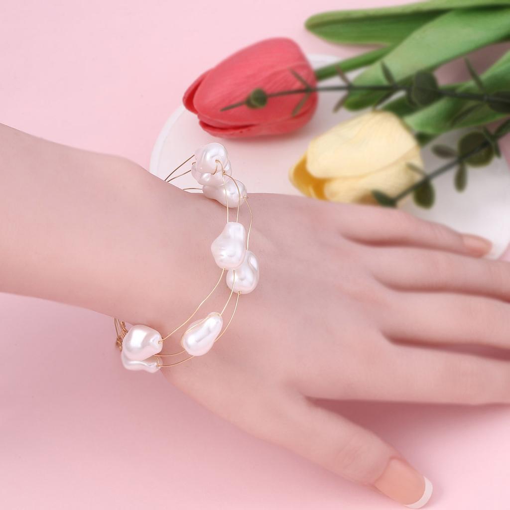 New Baroque retro imitation pearl multi-layer necklace bracelet accessories ins court style collarbone chain