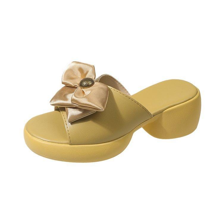 

Summer new flower open-toed cool slippers women wear versatile ins soft leather slippers women s heightened bottom one-word slippers 40