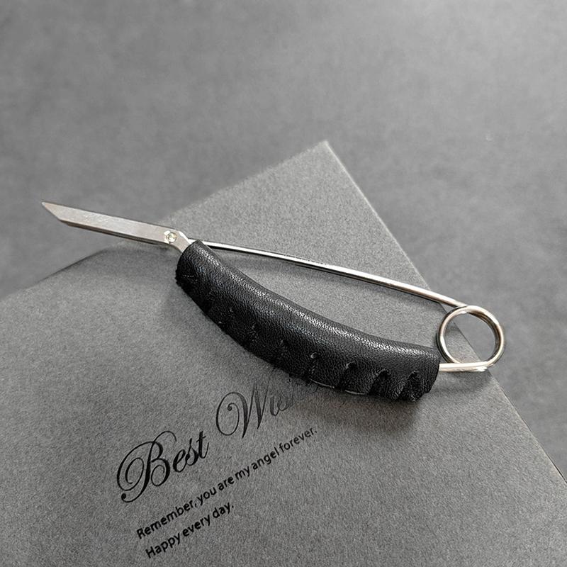 New Fashion Large Brooches Leather Decoration Vintage Brooch Sweater Scarf Buckle Cardigan Suit Big Pin