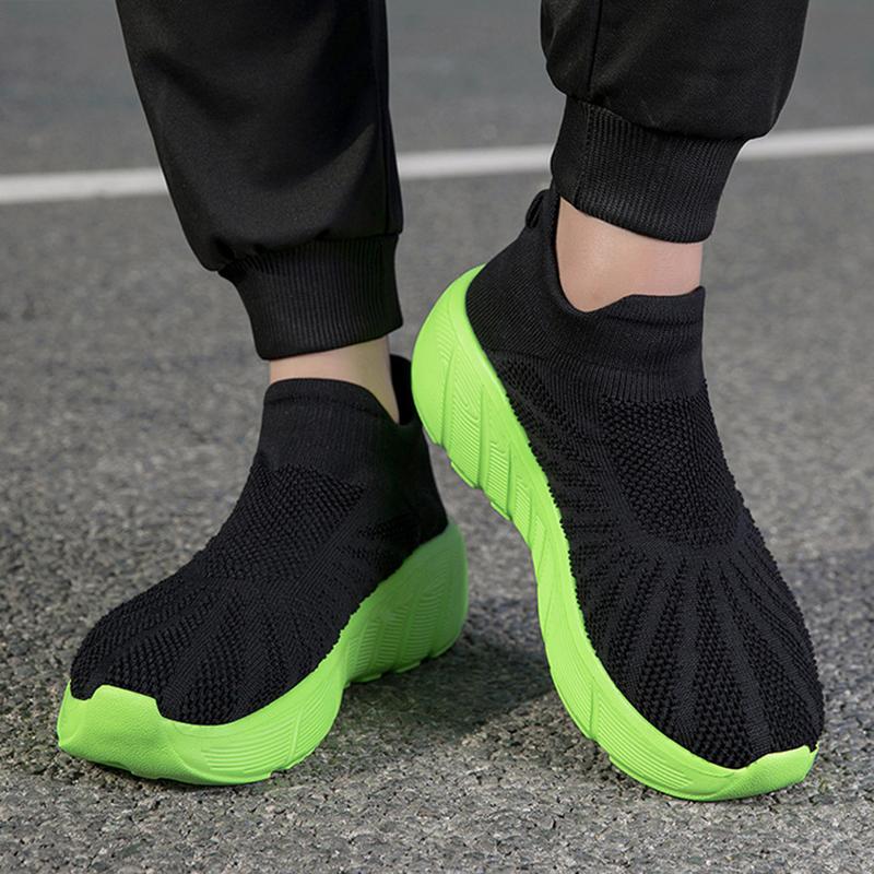 Fashion Outdoor Casual Running Shoes Men Slip-On Knitted Socks Sneakers Breathable Lightweight Mesh Lazy Shoes Easy Wear Rubber Outsole