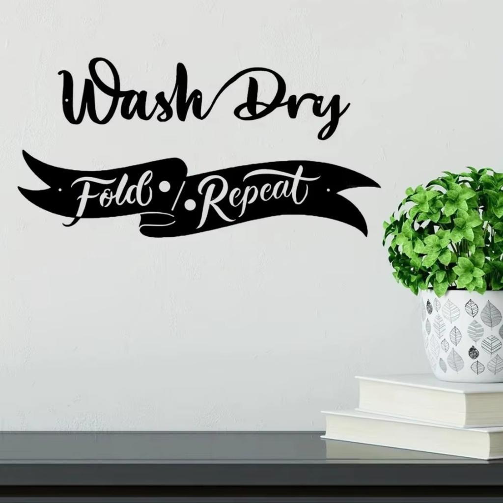 2-teilige Metall-Wäschezeichen: 'Waschen, Trocknen, Falten, Wiederholen' für Stilvolle Waschküche. Wandkunst aus Metall für Waschküchendekor. Verschönerung