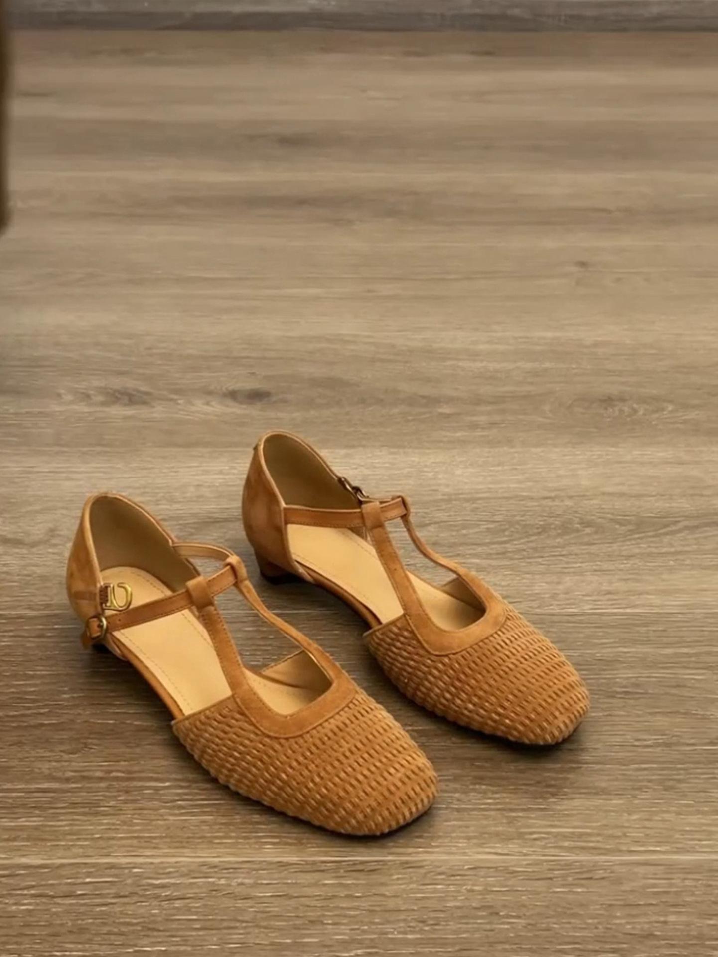 

Retro woven beautiful Roman sandals women s new summer hollow Mary Jane thick heel bag head shoes 35