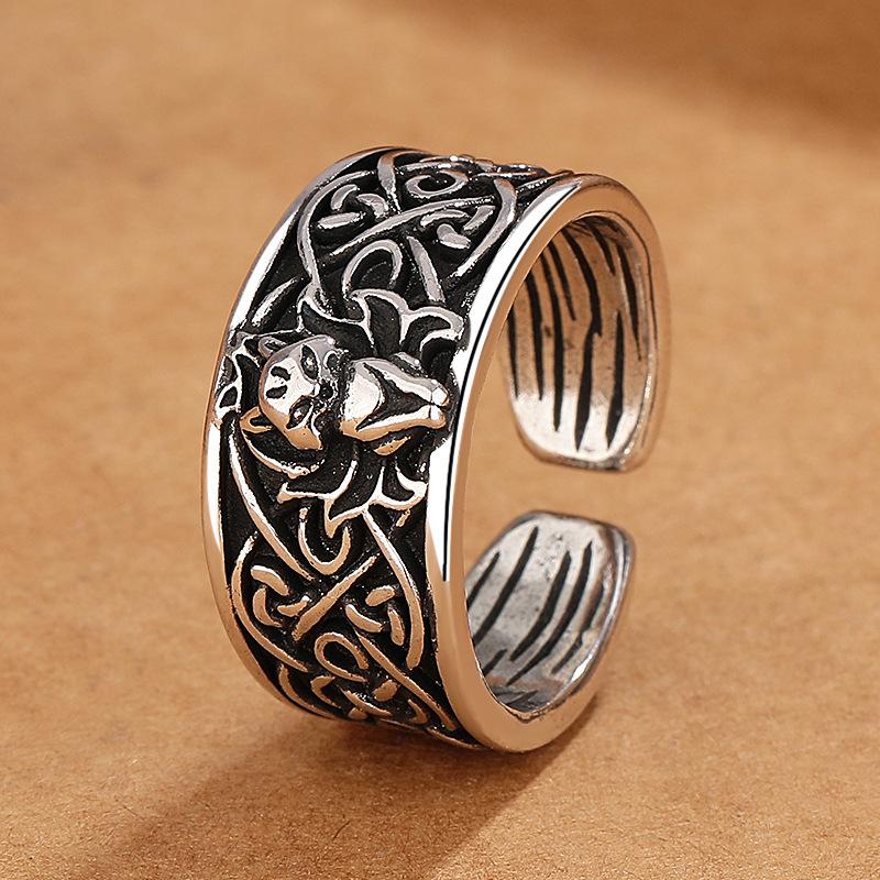 Fashionable Cartoon Nine-tailed Fox Ring for the Same Craftsmanship and Cold Style Simple Hand Jewelry
