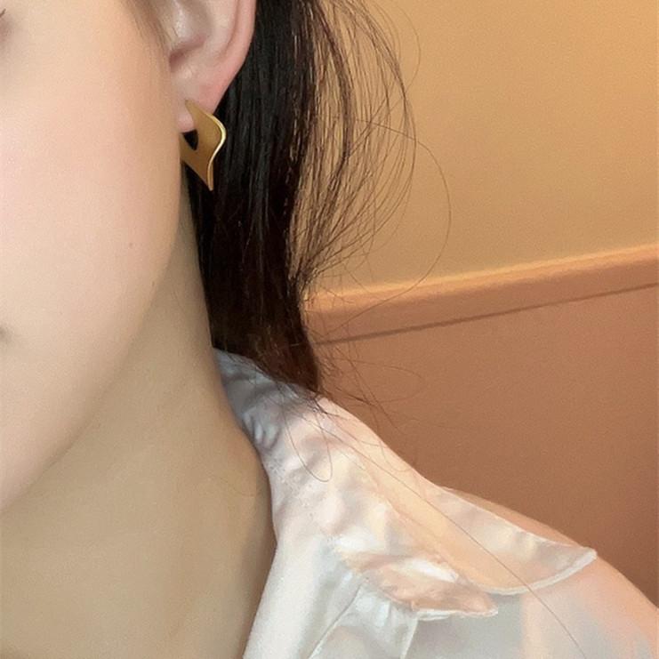 European and American personalized brushed earrings jewelry for the same earrings