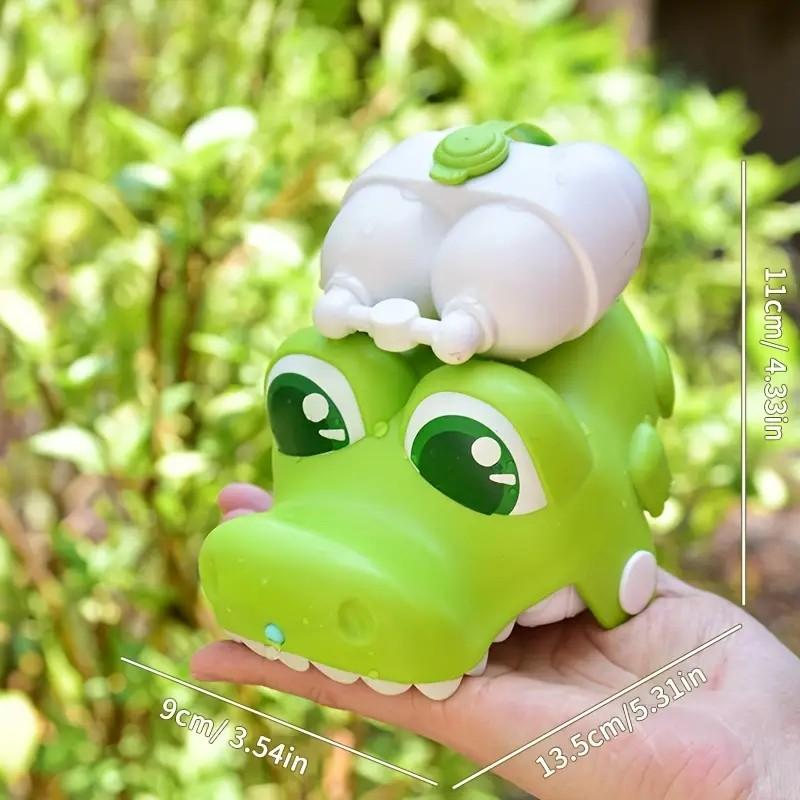 Animal Manual Water Gun, Ultra-long Range, Clown Fish Crocodile Shark Dinosaur Shape Water Gun, Color Mixing