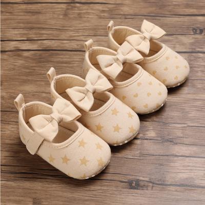 Primavera y otoño lucha 0-1 años bebé princesa zapatos suelas blandas zapatos de bebé zapatos de aprendizaje versátiles