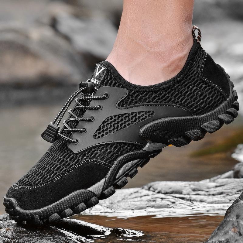 Shoes Men Slip On Upstream Shoes Quick Dry Wading Sneakers Water Hiking Beach Surfing Shoes Swimming Slippers Zapato Agua