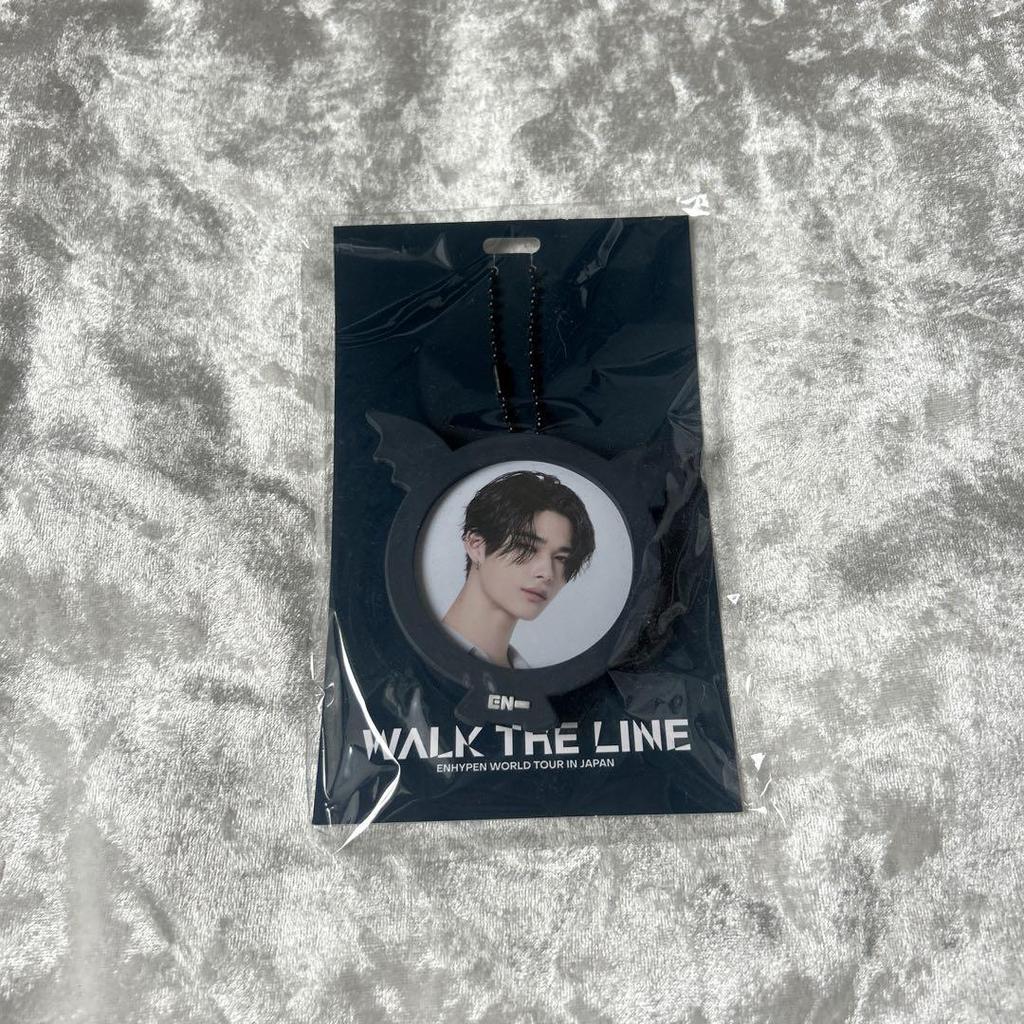 [USED] ENHYPEN Niki WALK THE LINE Can Badge Key Ring