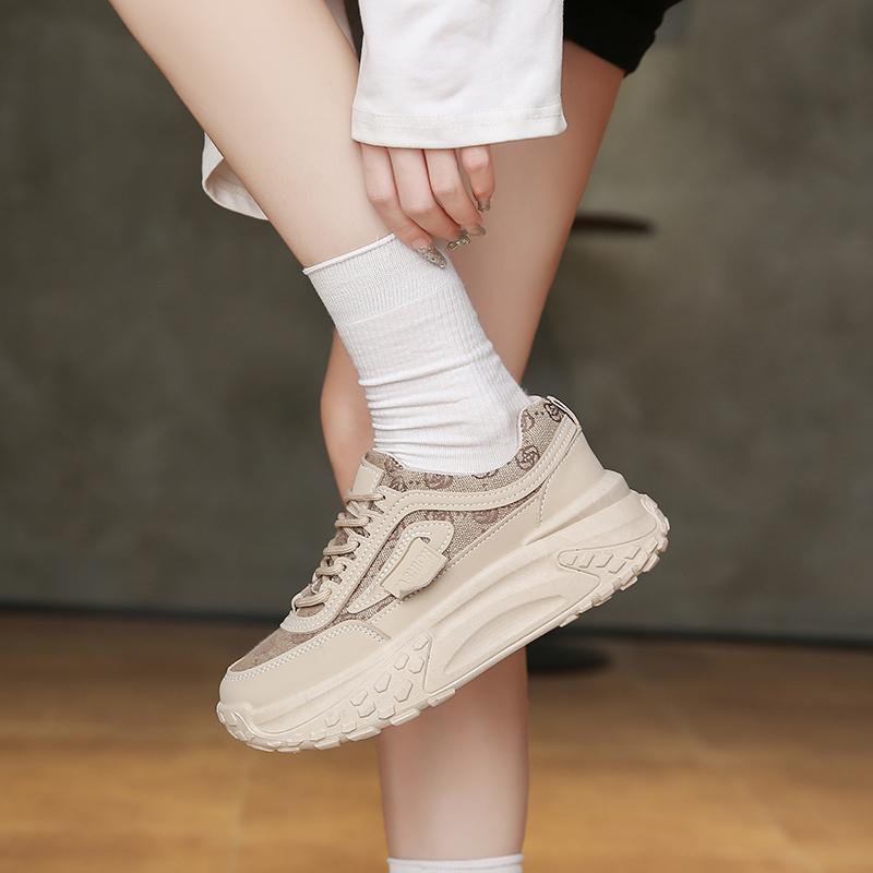 New Spring Autumn Cloth Surface Casual Sneakers for Women Fashion Students Platform Shoes Female Increase Running Shoes Woman