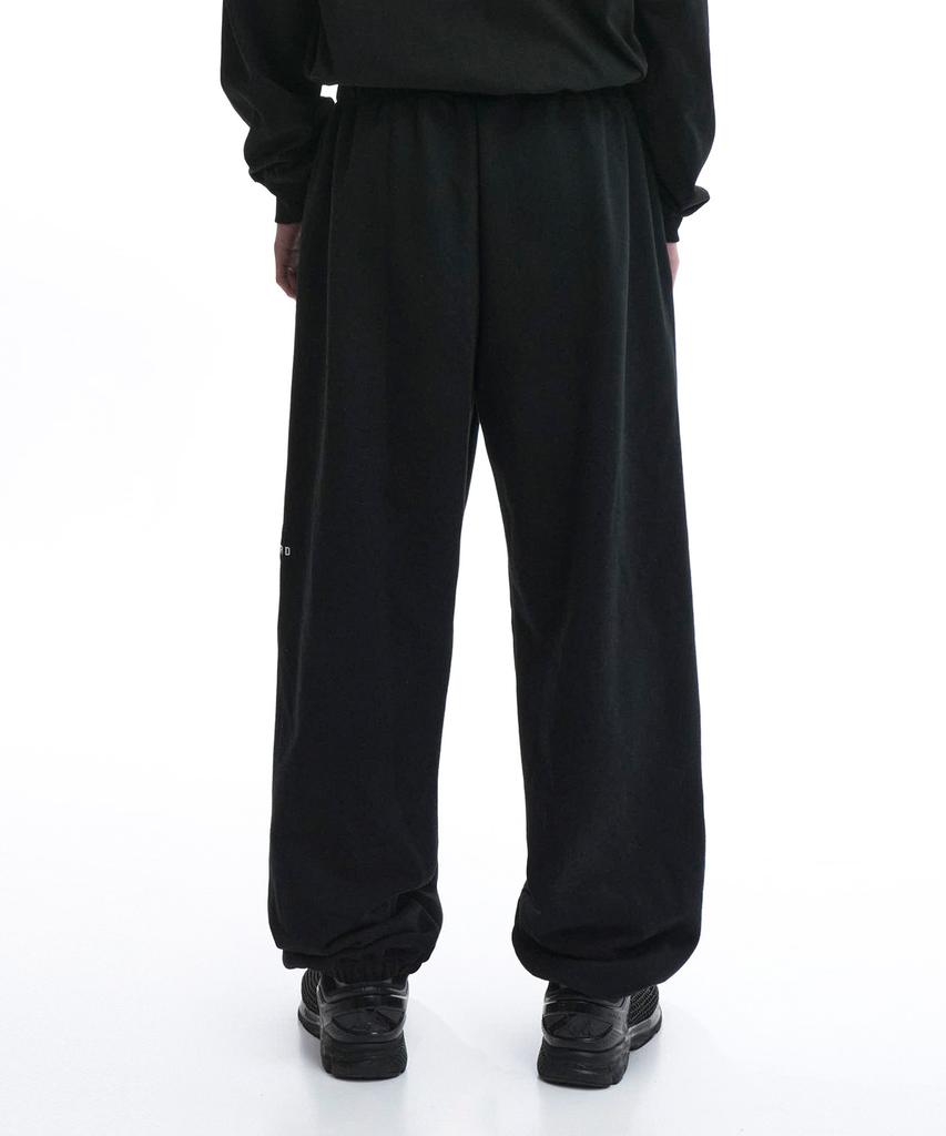 OHY B.S Logo Sweat Pants-Black