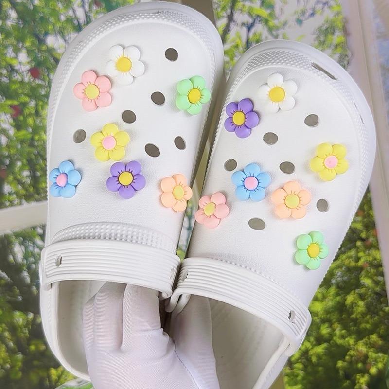 14PCS Fashion Shoe Charms Set Accessories Hole Shoe Buckle Cute Colorful Flowers Resin DIY Shoes Decorations for Bogg Bag