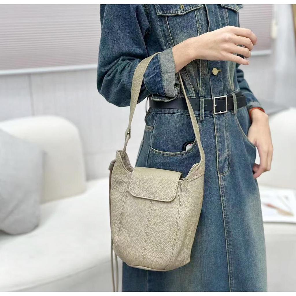 Genuine Leather Pumpkin Bucket Bag - 2025 A/W Collection, Women's Versatile Casual Fashion Shoulder/Crossbody, Large Capacity