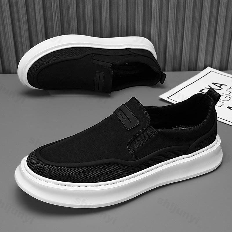 Men Retro Breathable Canvas Slip-On Shoes 2025 Low-Top Lightweight Casual Sneakers Youth Fashion Walking Footwear Non-Slip Sole