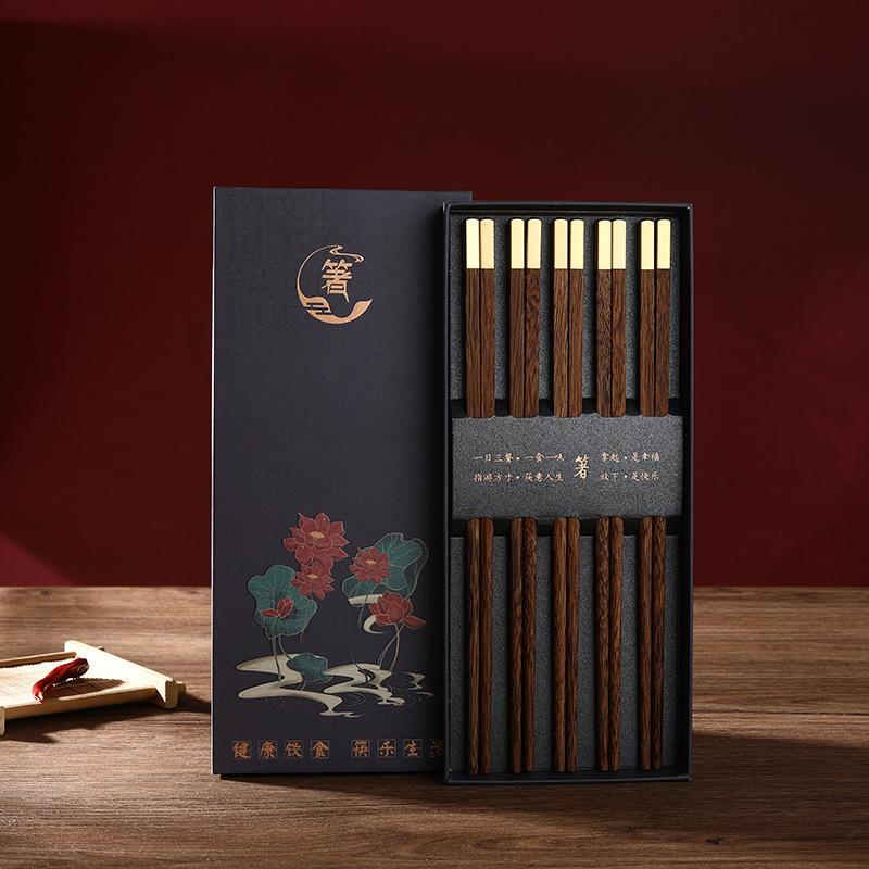 Alta Qualidade Premium Sândalo Vermelho Natural Palitos de Chopsticks Embalagem Caixa de Presente Talheres Domésticos Conjunto de Talheres Palitos de Chopsticks Chineses