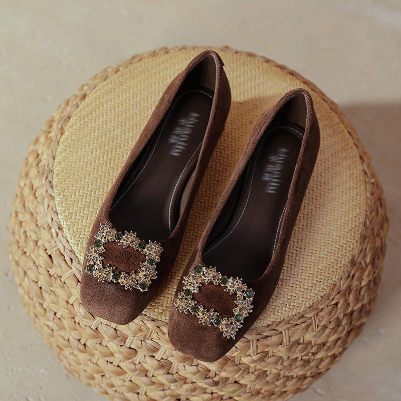 Square Head Low-heeled Single Shoes Women's 2025 New Spring and Autumn Women's Shoes Suede, Shallow Mouth Rhinestone Square Buckle, Not Tired of Thick