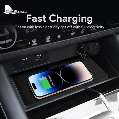 Car Wireless Charger For Mitsubishi Outlander 2025 2025 2025 PVC Mobile Phone Charging Holder Fast Wirelessly 15W Board