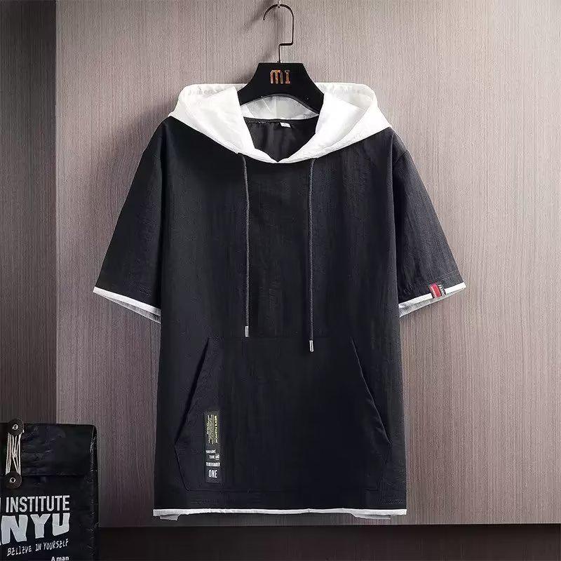 Pánské oversized tričko s kapucí v hongkongském stylu – módní trend léta 2024