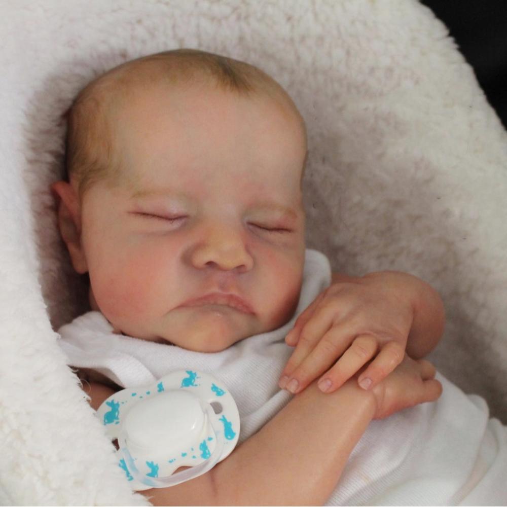 19 Inches Lifelike Reborn Baby Doll Levi with Closed Eyes Soft Cloth Body Sweet Asleep Simulation Doll Handmade 3D High Color Painted Newborn Dolls