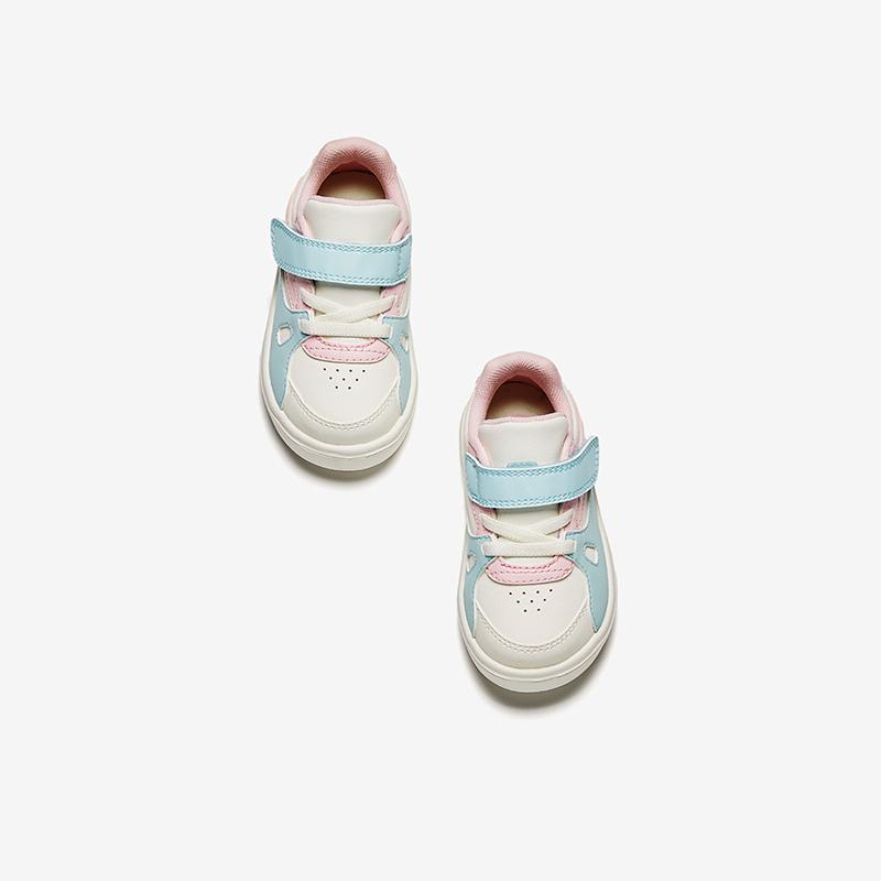 Anta Kids Synthetic Leather Trendy Fashion Color Block Comfortable Versatile Anti-Kick Lightweight Shock Absorbing Low-Top Walking Shoes A22530013
