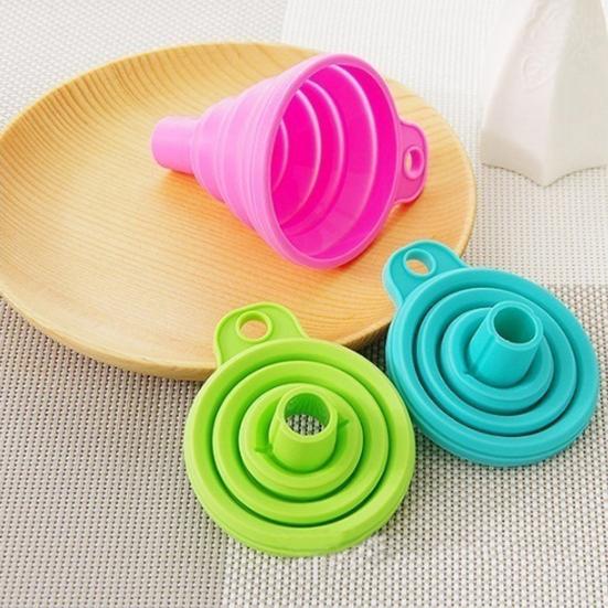 5Pcs Foldable Silicone Funnel, Mini Collapsible Oil Funnel for Kitchen, Portable Small Liquid Transfer Tool for Bottles