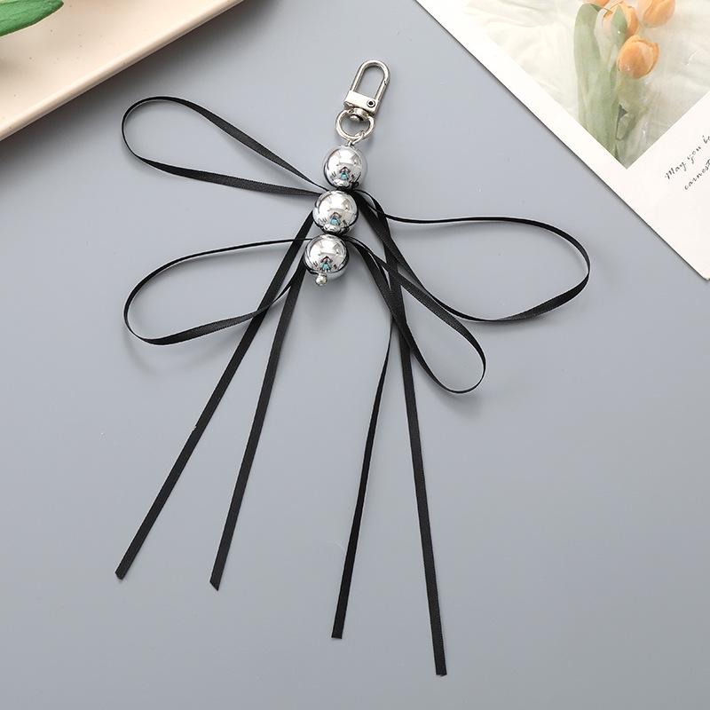 Creative Pearl Bow Pendant Keychain: Exquisite Gift Accessory for Bag or Phone Case