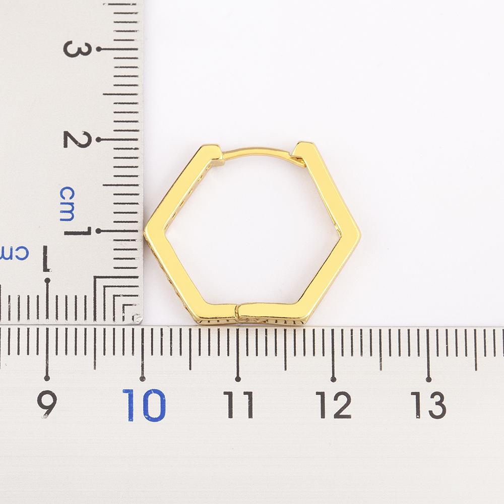 QIKU Minimalist Hexagon Geometric Inlaid Copper Cubic Zirconia Charm Hoop Earrings Female Personality Fashion Jewelry Party Gift