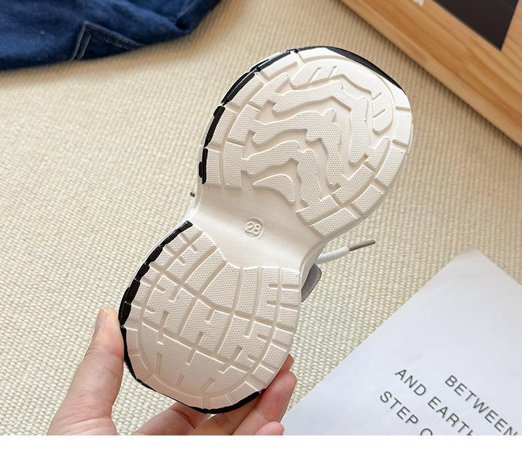 Dziecięce Sportowe Oddychające Siatkowe Antypoślizgowe Buty do Biegania | Jesień/Zima 2025