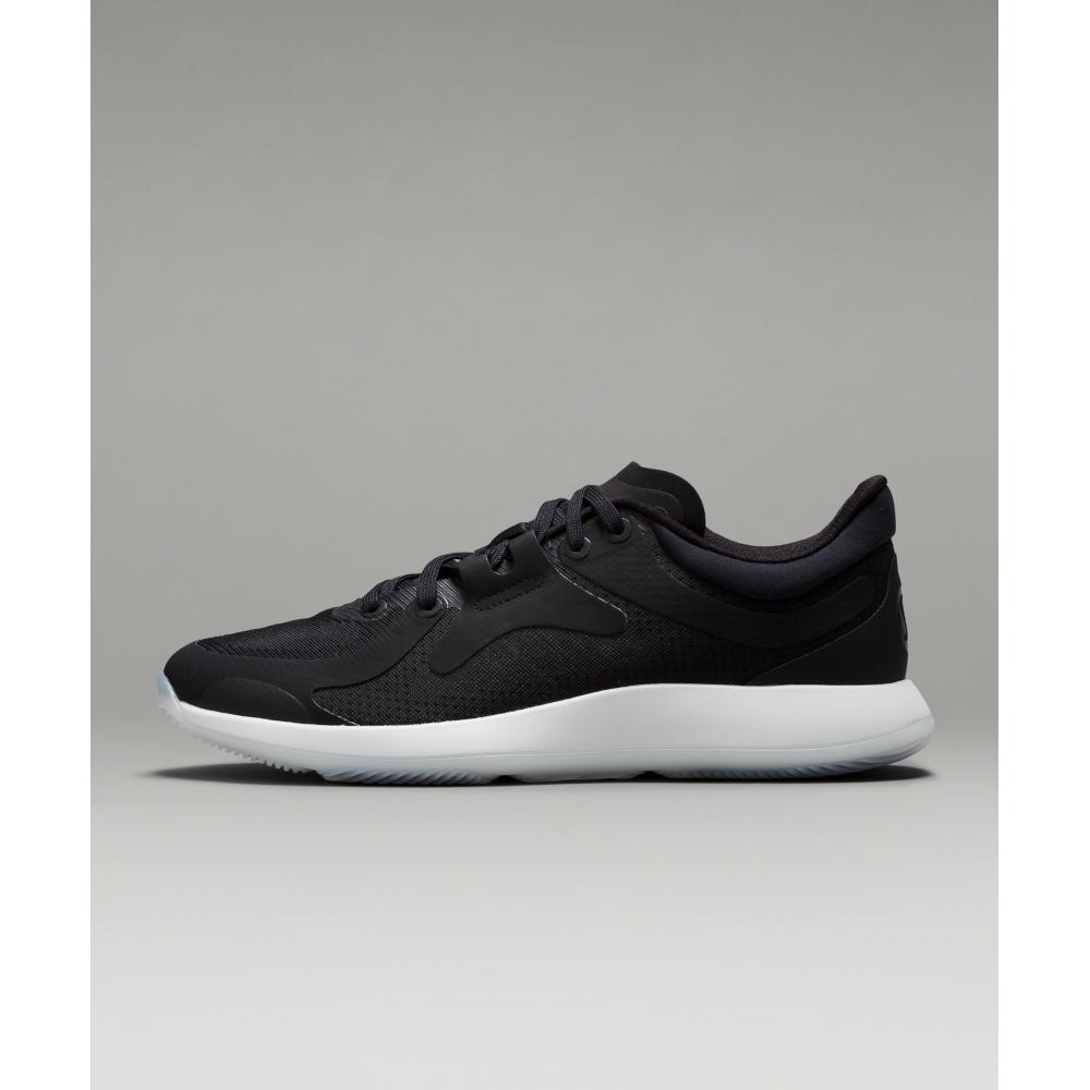 Lululemon Women S Strongfeel Training Shoe Black Graphite Grey White