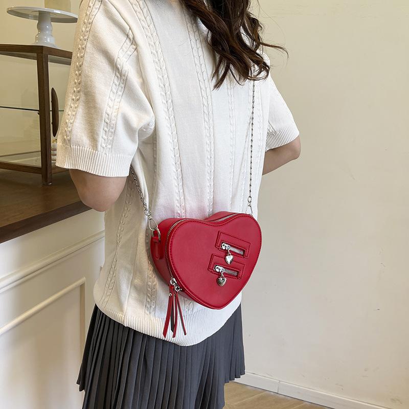 Small Bag Women's Spring and Summer New High-end Sense Versatile Love Fashion Chain Messenger Box Bag