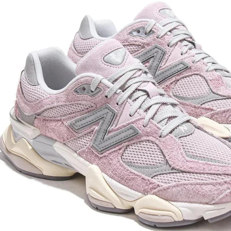New Balance 9060 December Sky Sneakers U9060HSP