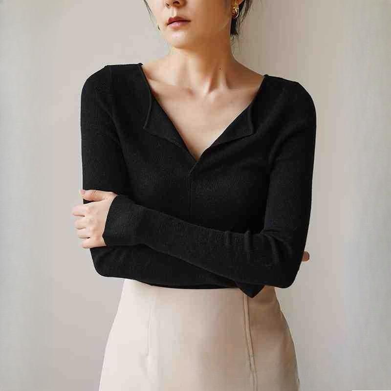 Früher Herbst Französischer Stil Grauer V-Ausschnitt Strickpullover Damen Premium Slim Fit Basisschicht Mode Oberteil