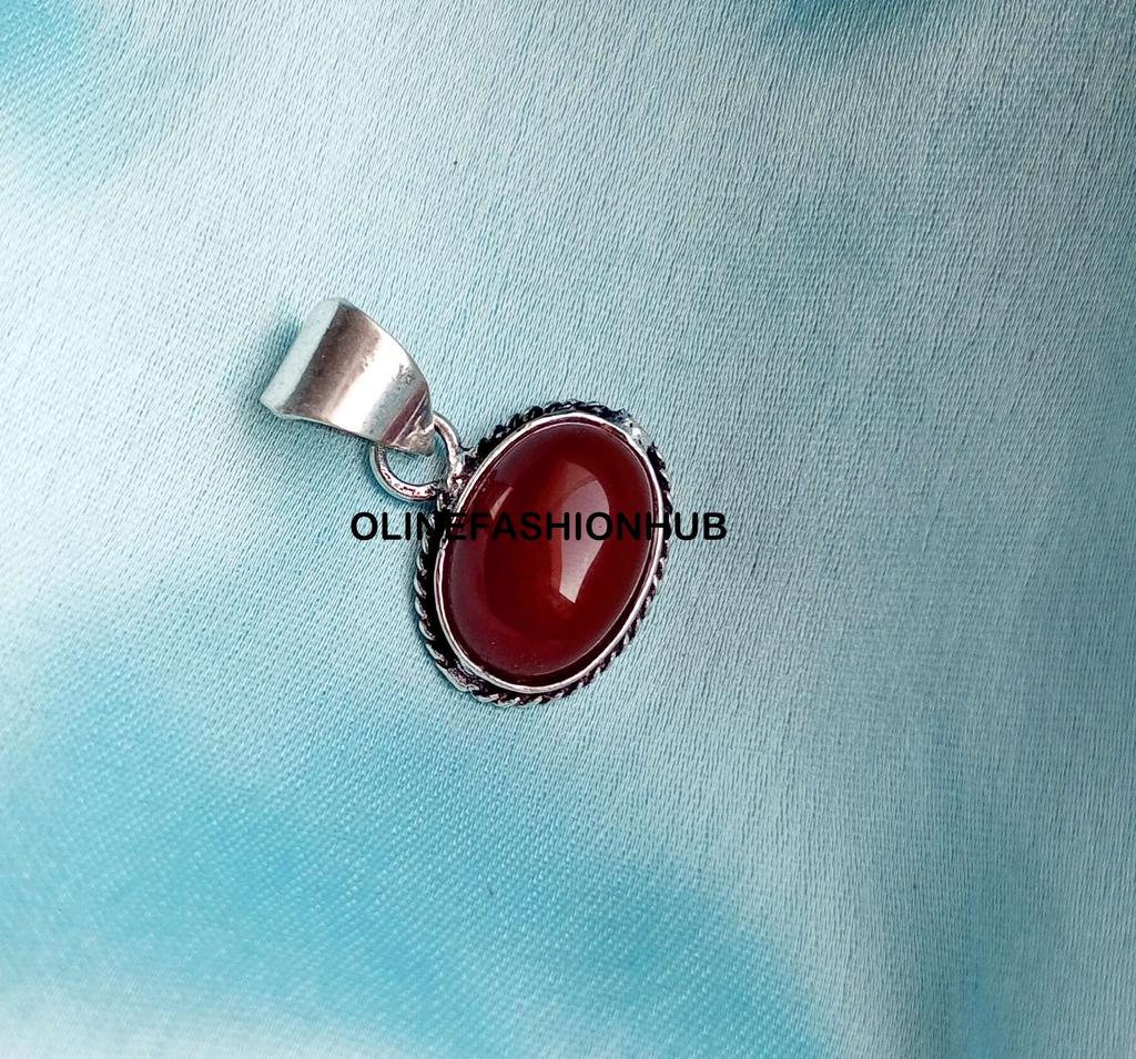 Roter Onyx Edelstein 925 Sterlingsilber Plattiert Oval Anhänger Schmuck NST-P11