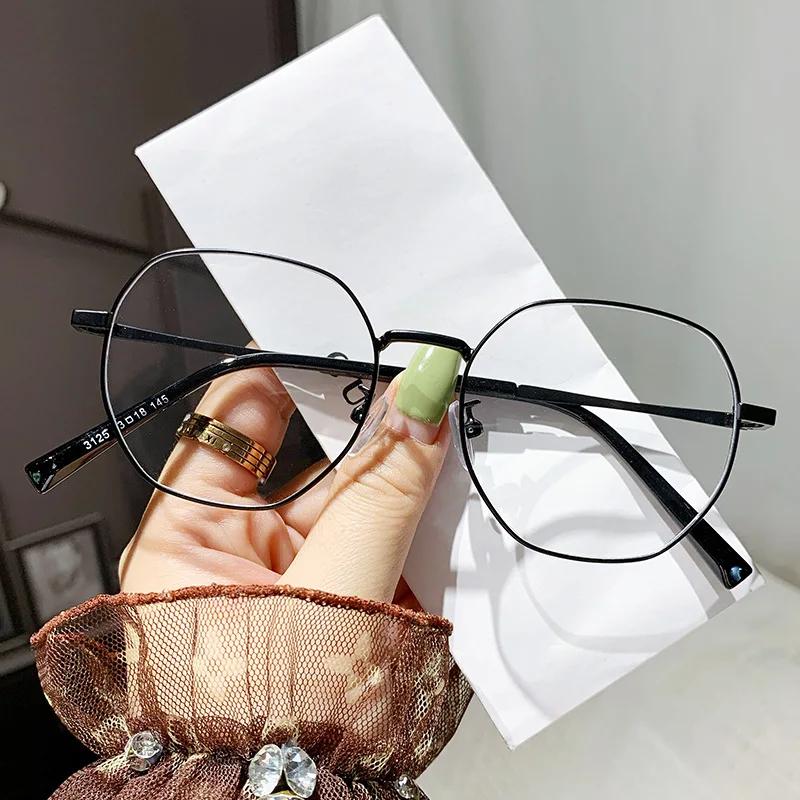 Fashionable metal anti-blue light polygonal reading glasses and progressive glasses make you look younger 0