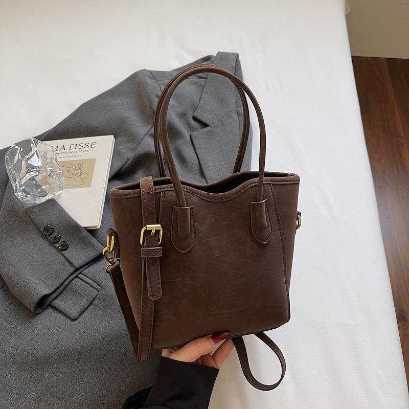 Handbag Bag Women's Winter Fashion Retro Shoulder Bag Commuter Messenger Bag Simple Bucket Bag