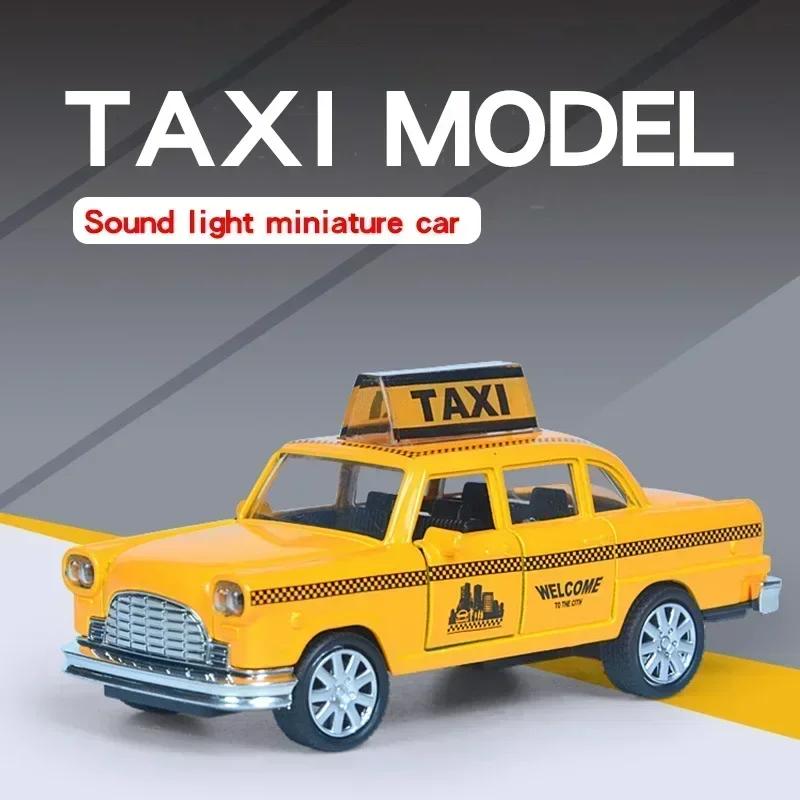 Retro Taxi Die-casting Alloy Car Toy, with Sound and Light, a Collectible Miniature Car Model