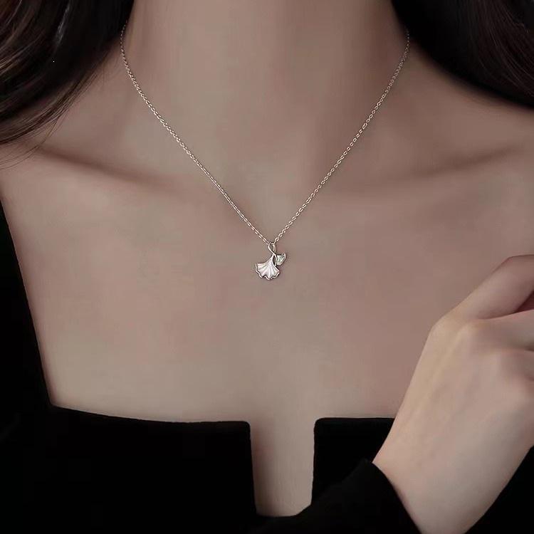 925 Sterling Silver Ginkgo Leaf Necklace - High-End Light Luxury 2024 Fashion Clavicle Chain for Women