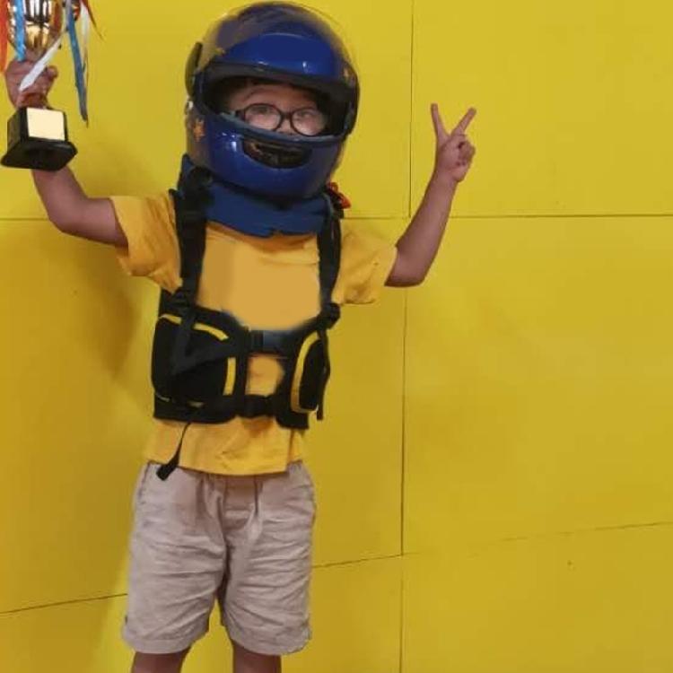 Reinforced Kart Racing Neck Brace Cervical Collar Helmet Support For Impact Resistance In Motorsport Event