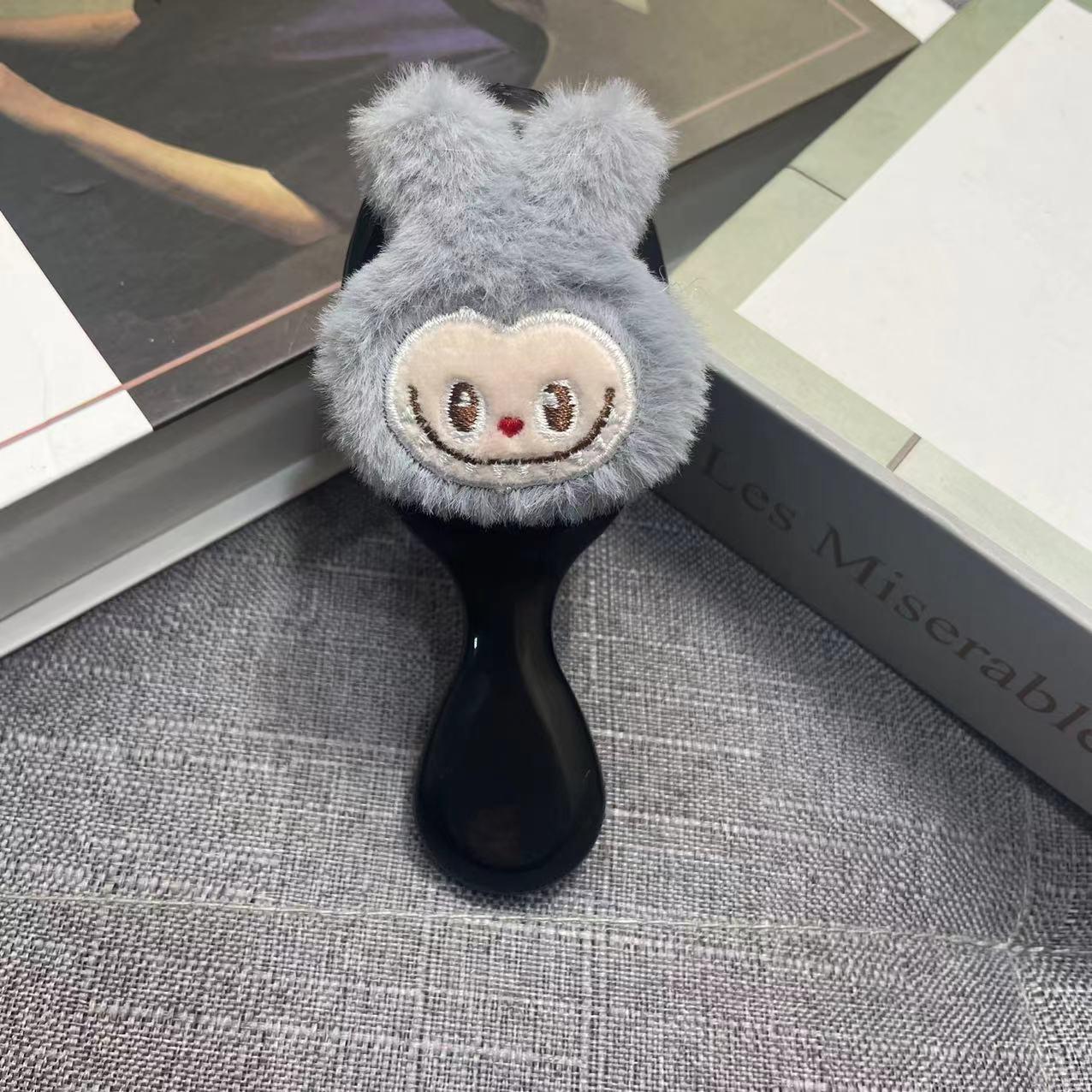 

Labubu Мини Портативная Плюшевая Расческа-Массажер с Воздушной Подушкой - Милая и Компактная