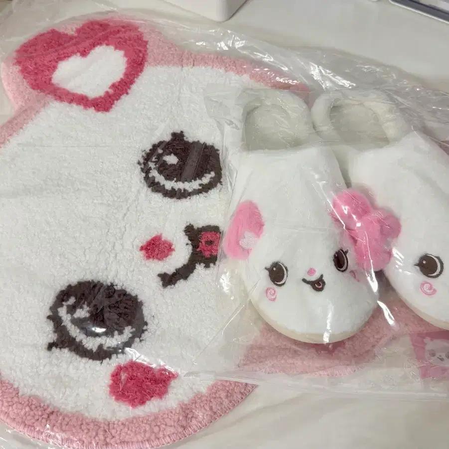 NCT Wish Odo To Love Pop-Up Room Shoes, Rug Set (Sakuya)