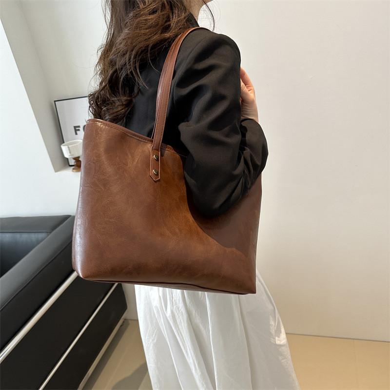 Elegant Black White Brown Pu Large Capacity Tote Bag For Women Stylish Casual Spring