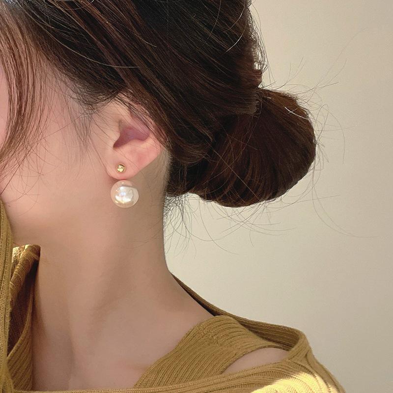 Pearl Dangle Stud Earrings for Women: Korean Fashion, Stylish Two-Way Wear, New Temperament Ear Ornaments
