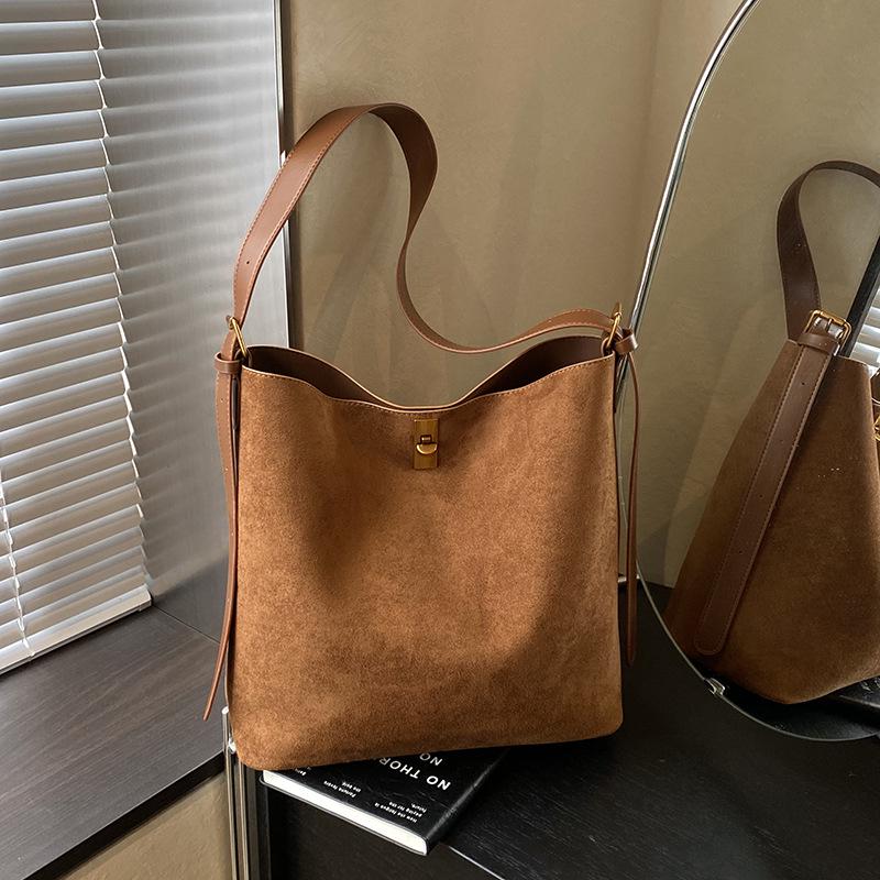 Leopard Print Suede Tote: Versatile Large-Capacity Crossbody for Autumn/Winter